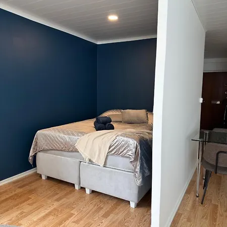 Blue Point - Cozy In The Heart Of The *